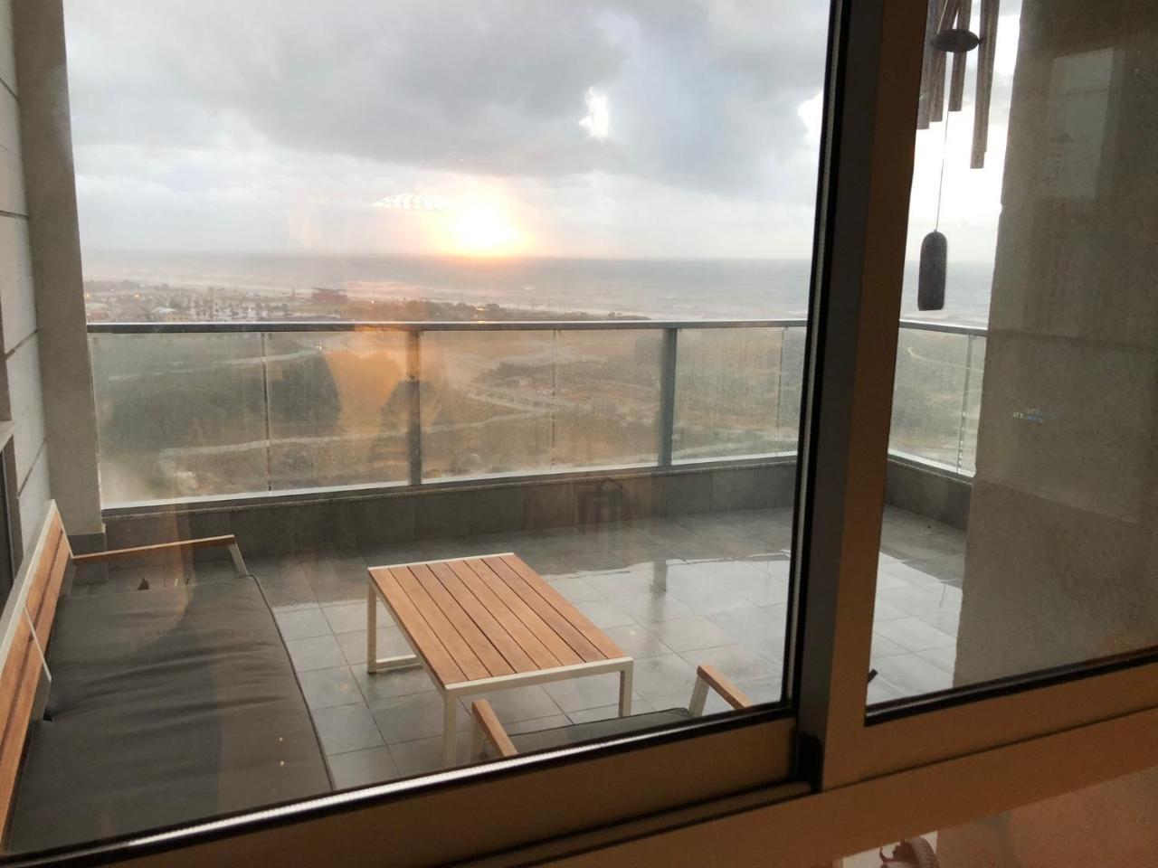 Amazing Sea View, Steps To Beach, Near Tel-Aviv Bat Yam Exterior photo